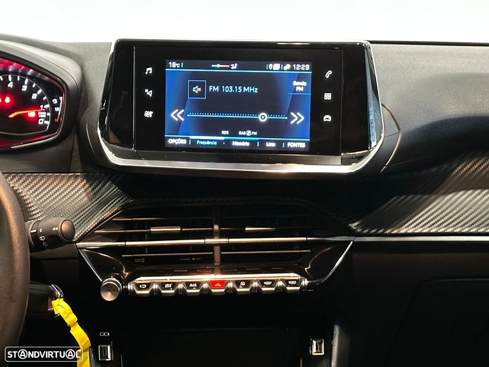 Peugeot 208 1.2 PureTech Active - 19