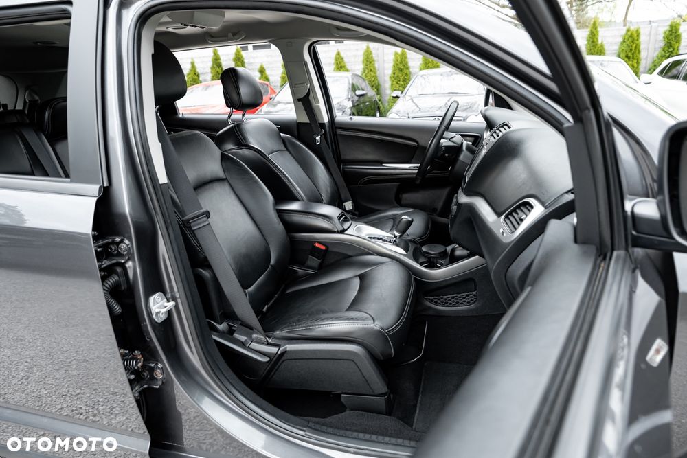 Fiat Freemont 2.0 Multijet 16V DPF Automatik Allrad Black Code - 23