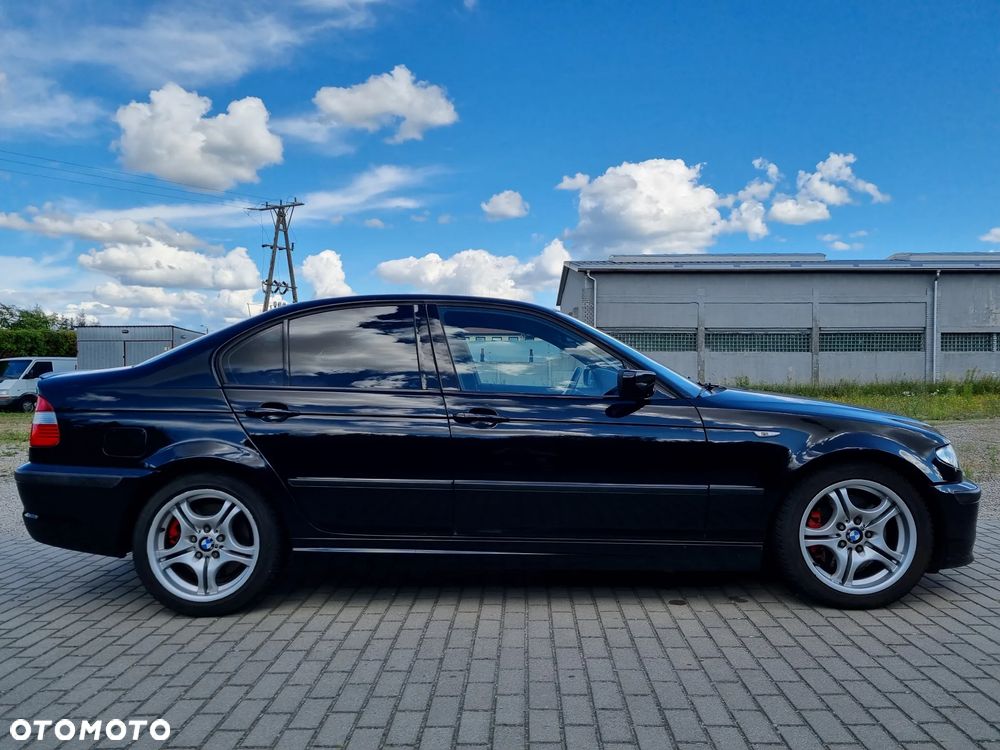 BMW Seria 3 330i - 5