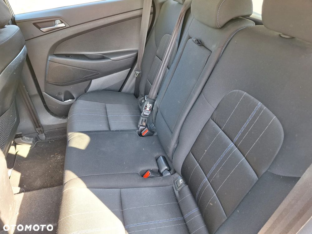 Hyundai Tucson 1.7 CRDI BlueDrive Classic 2WD - 12