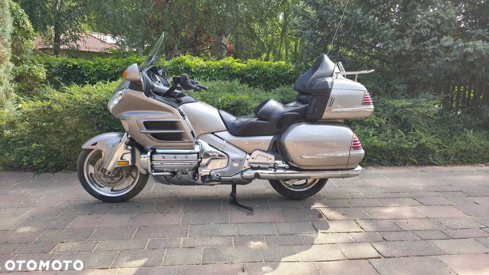 Honda GL - 7