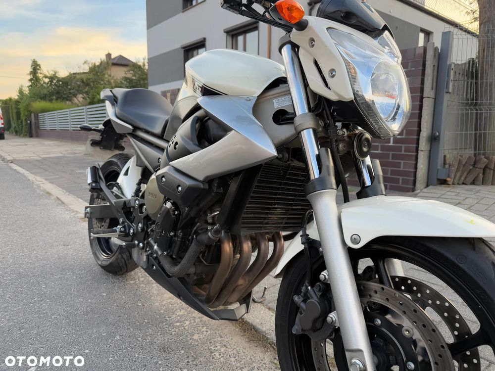 Yamaha XJ - 24