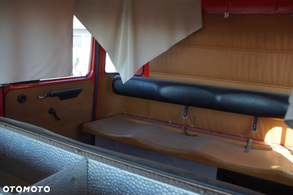 Auto na części - Magirus-Deutz 170D11 FA 8.4 188 KM F6L413 1978R Silnik Skrzynia Drzwi Zabudowa Pompa Szyba Lampa Lusterko Deska Kokpit Licznik Fotel - 18