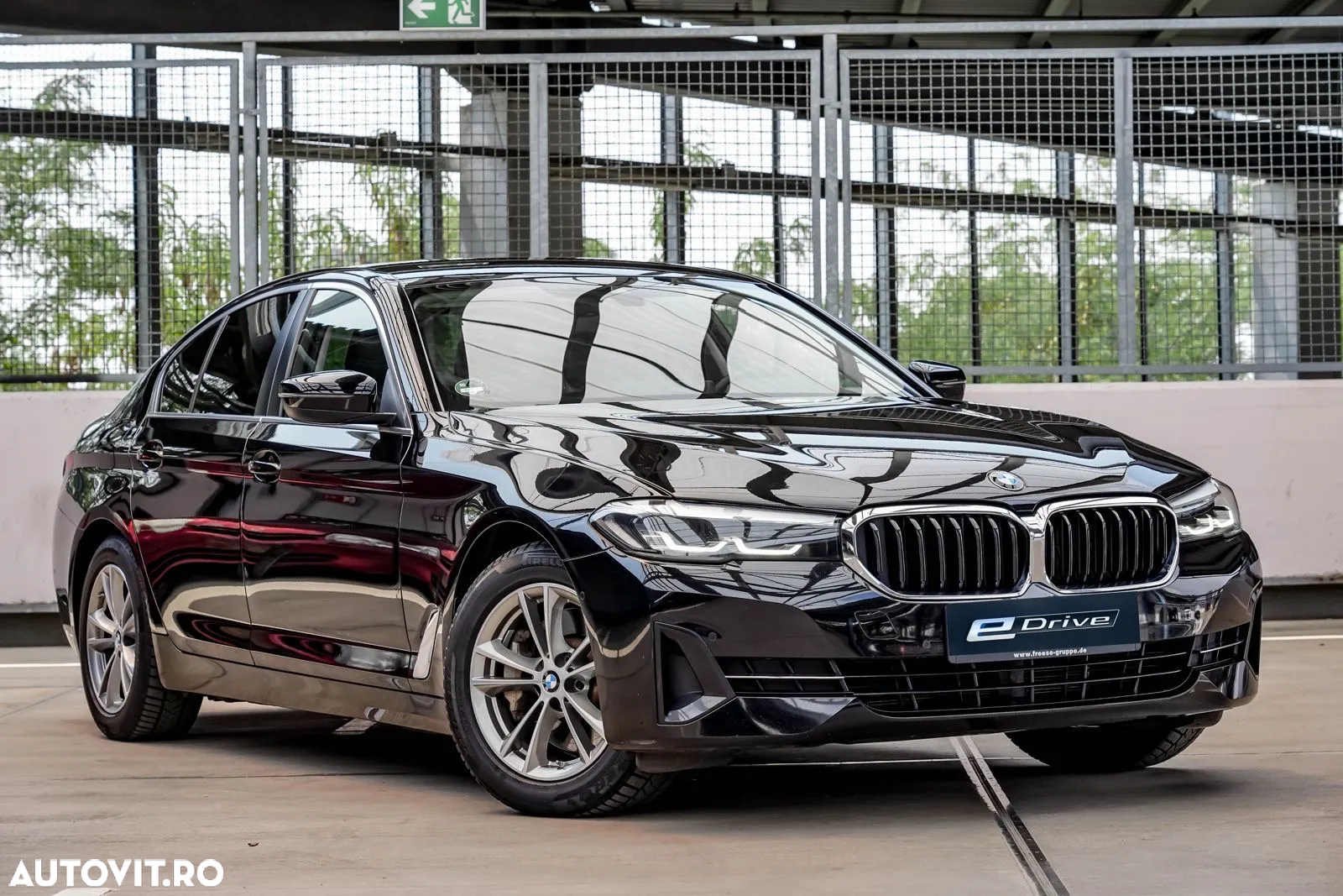 BMW Seria 5 530e Aut. - 2