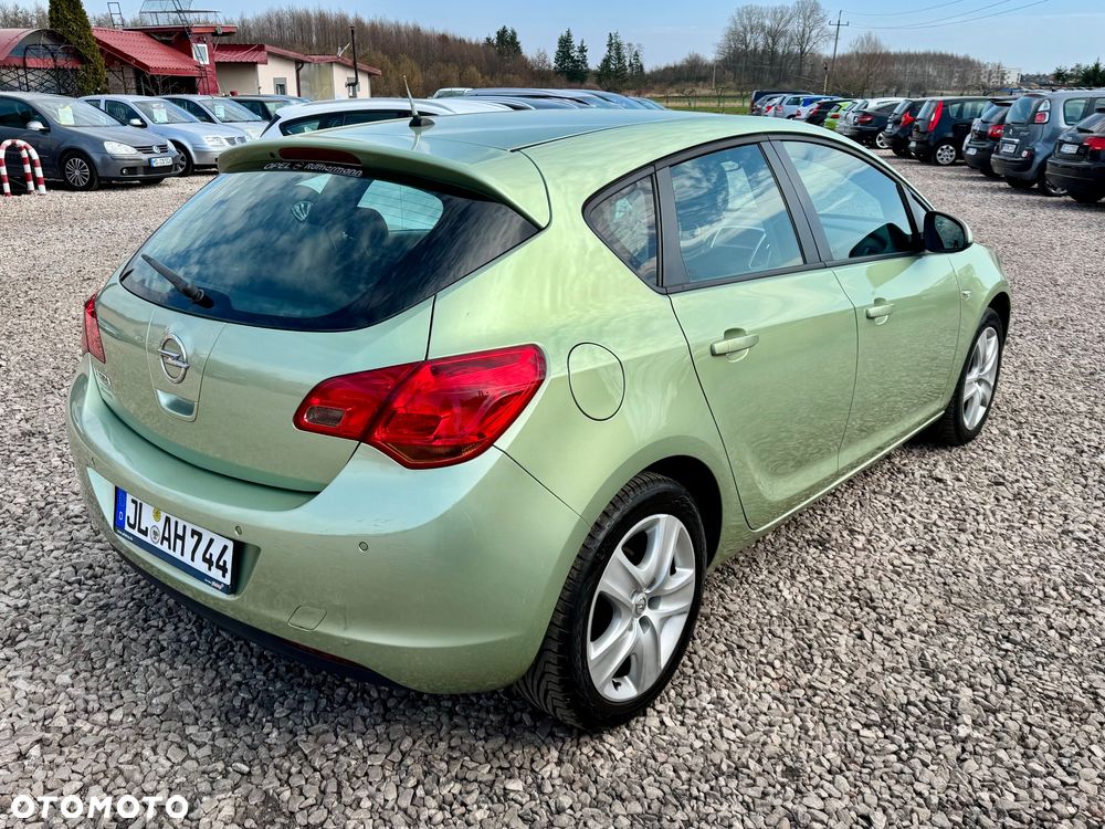 Opel Astra - 3