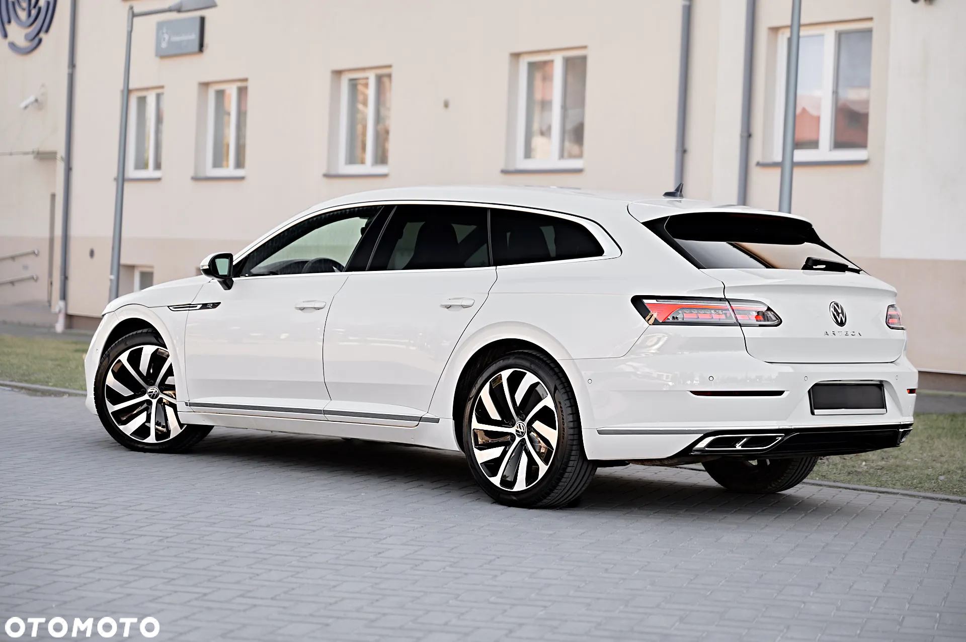 Volkswagen Arteon 2.0 TDI R-Line DSG - 3