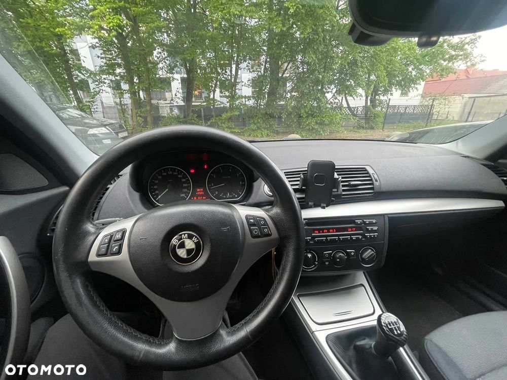 BMW Seria 1 - 12