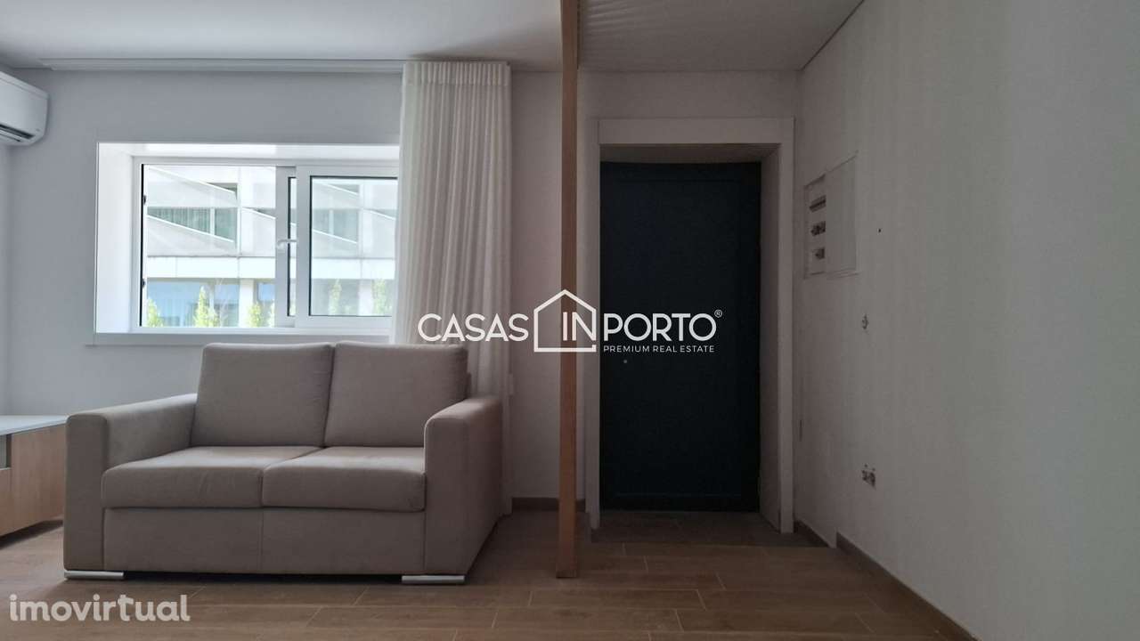 Moradia Triplex T2 com Terraço - Localização Premium junto à Lapa, - Grande imagem: 5/42