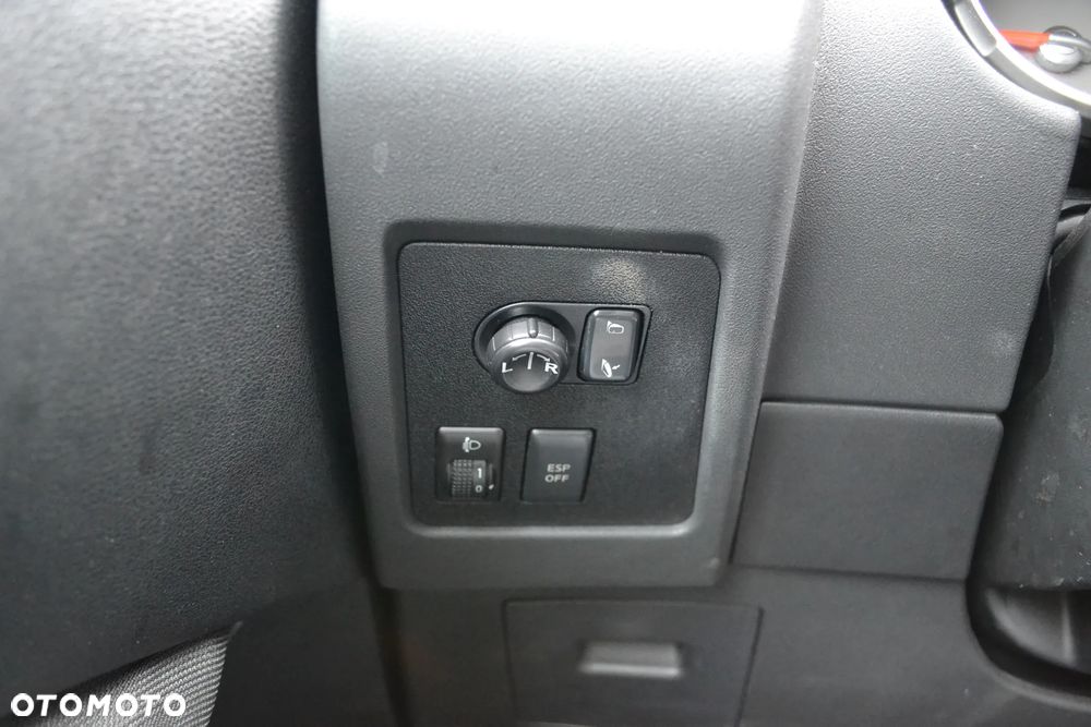 Nissan Qashqai 2.0 CVT acenta - 28