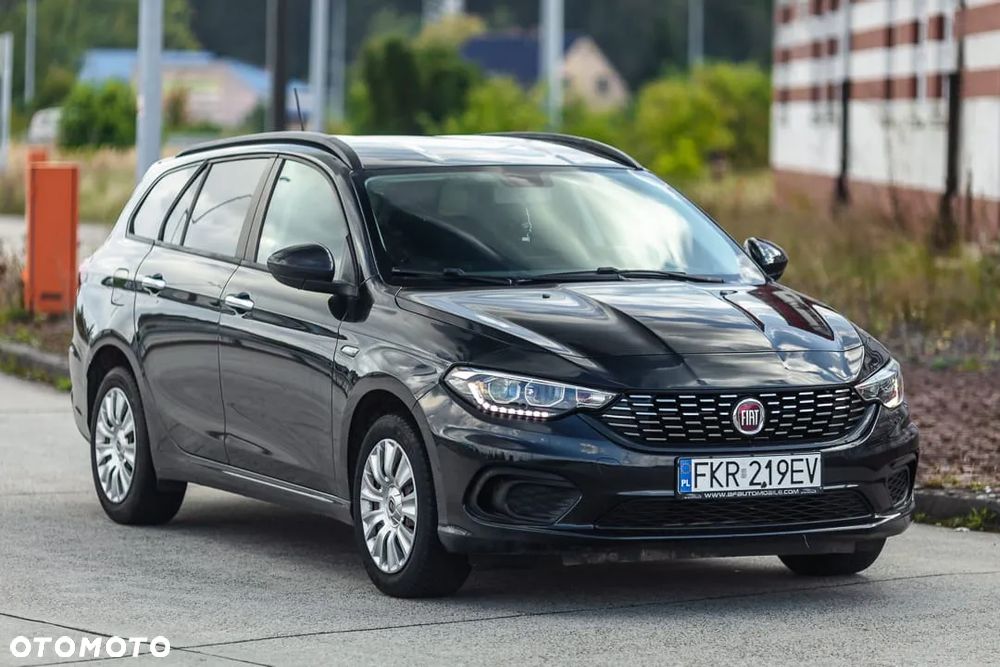 Fiat Tipo Kombi 1.4 16V Easy - 9