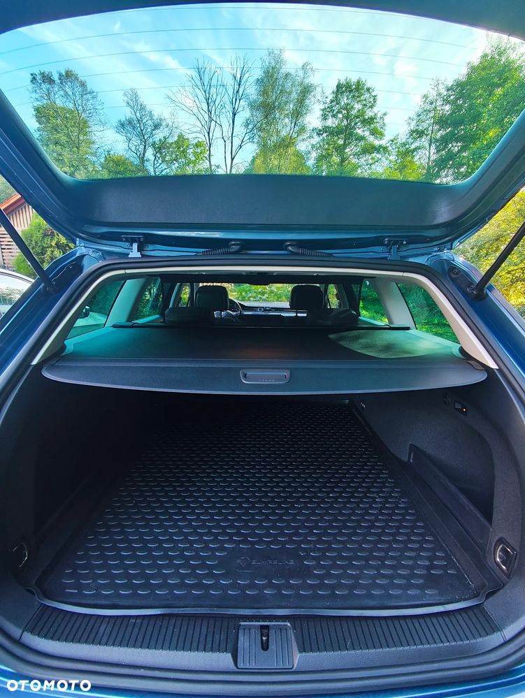 Volkswagen Passat Alltrack - 32