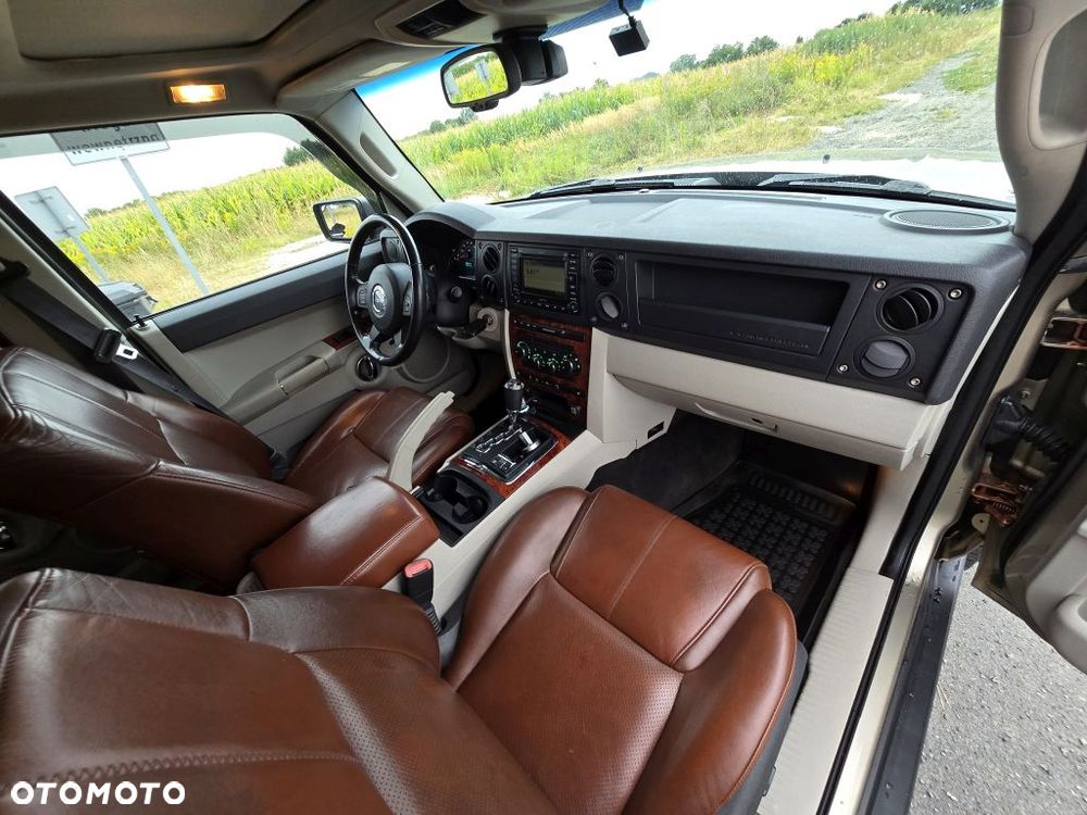 Jeep Commander 5.7 V8 HEMI Automatik Limited - 29