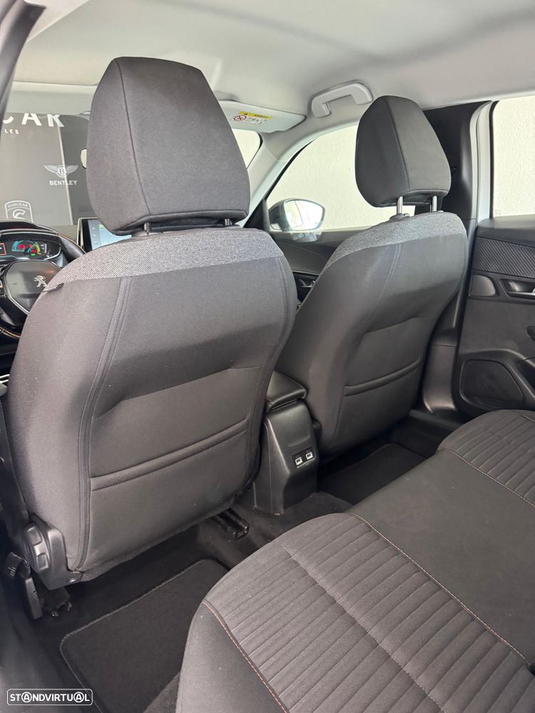 Peugeot e-2008 Active Pack - 19