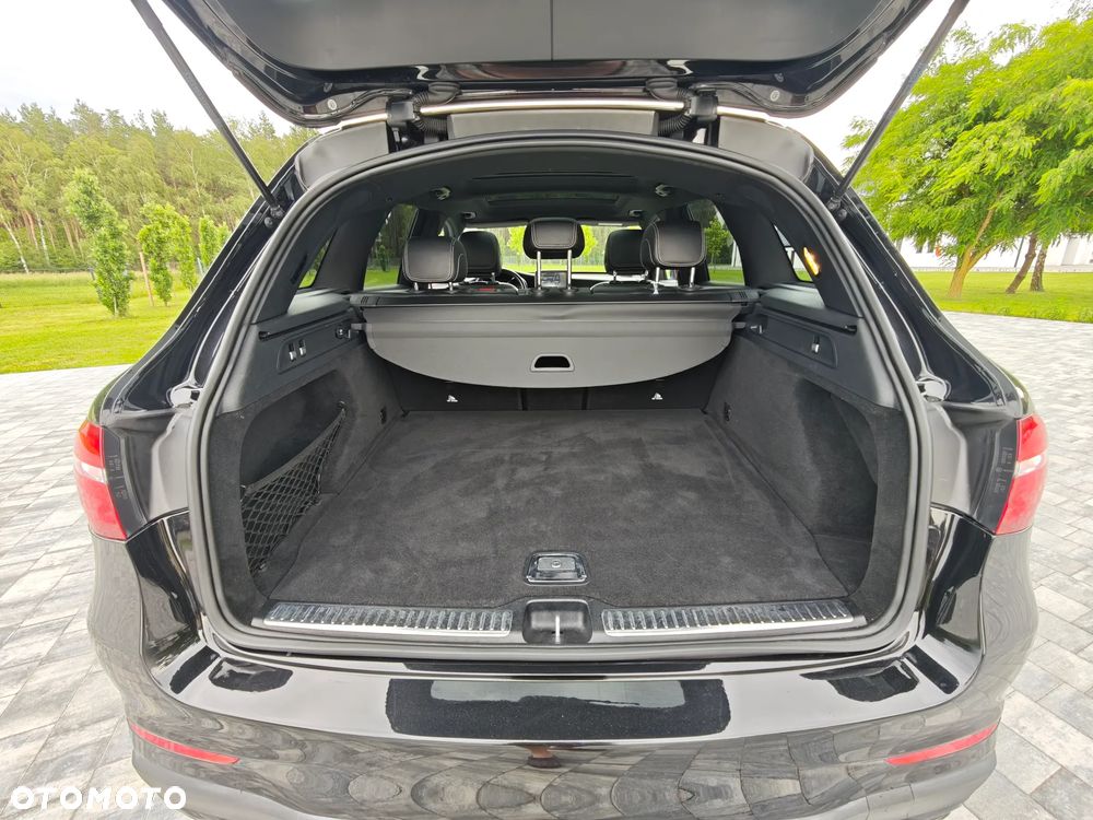 Mercedes-Benz GLC - 23