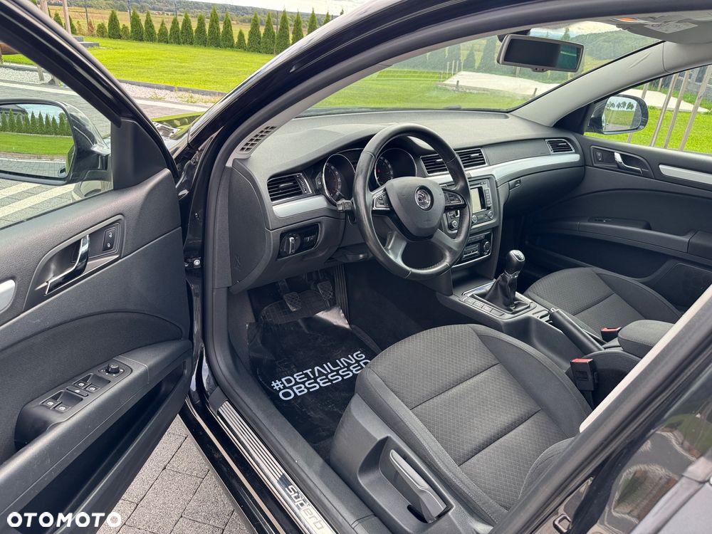 Skoda Superb 2.0 TDI Elegance - 15