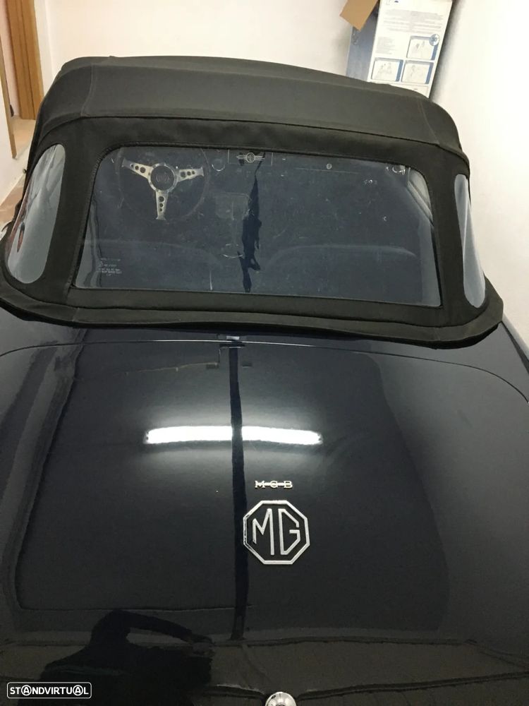 MG MGB - 9