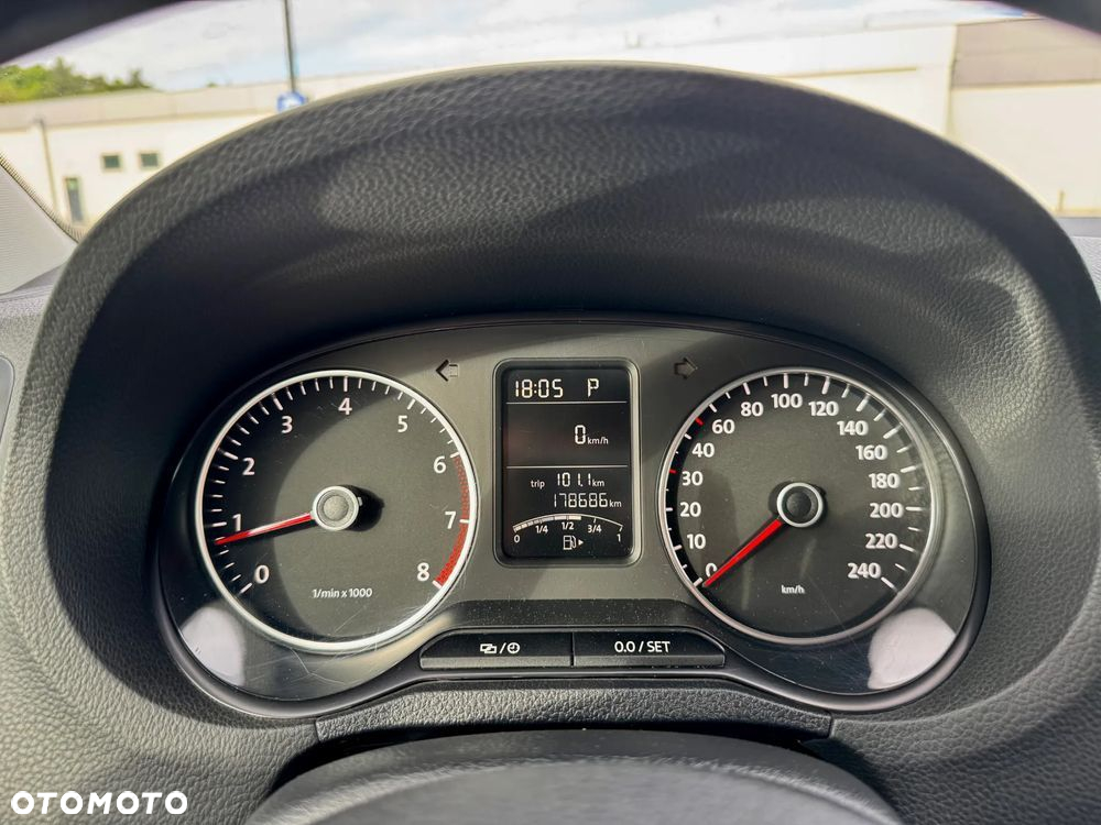 Volkswagen Polo 1.2 TSI Highline DSG - 14