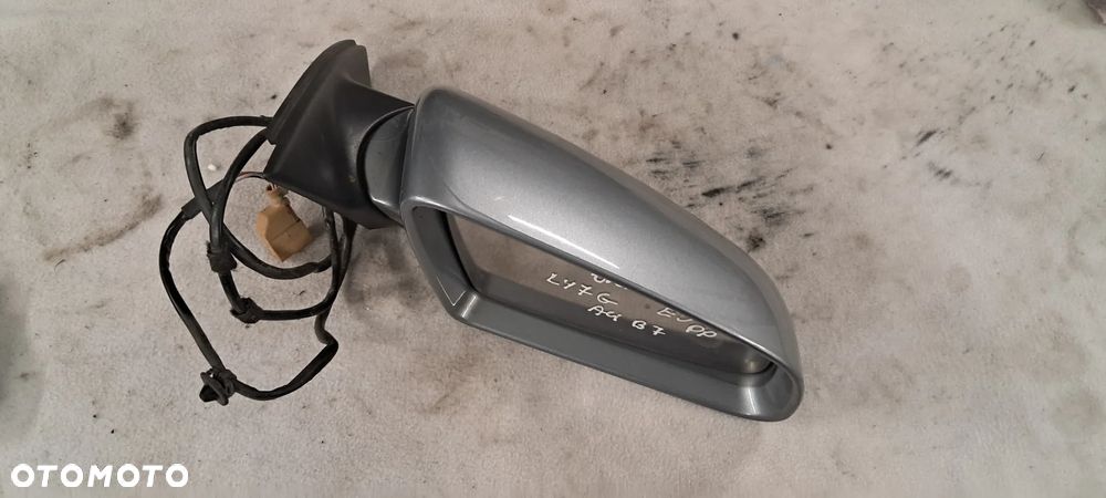 Lusterko Zewnętrzne Prawe LY7G Audi A4 B6 B7 Europa - 1