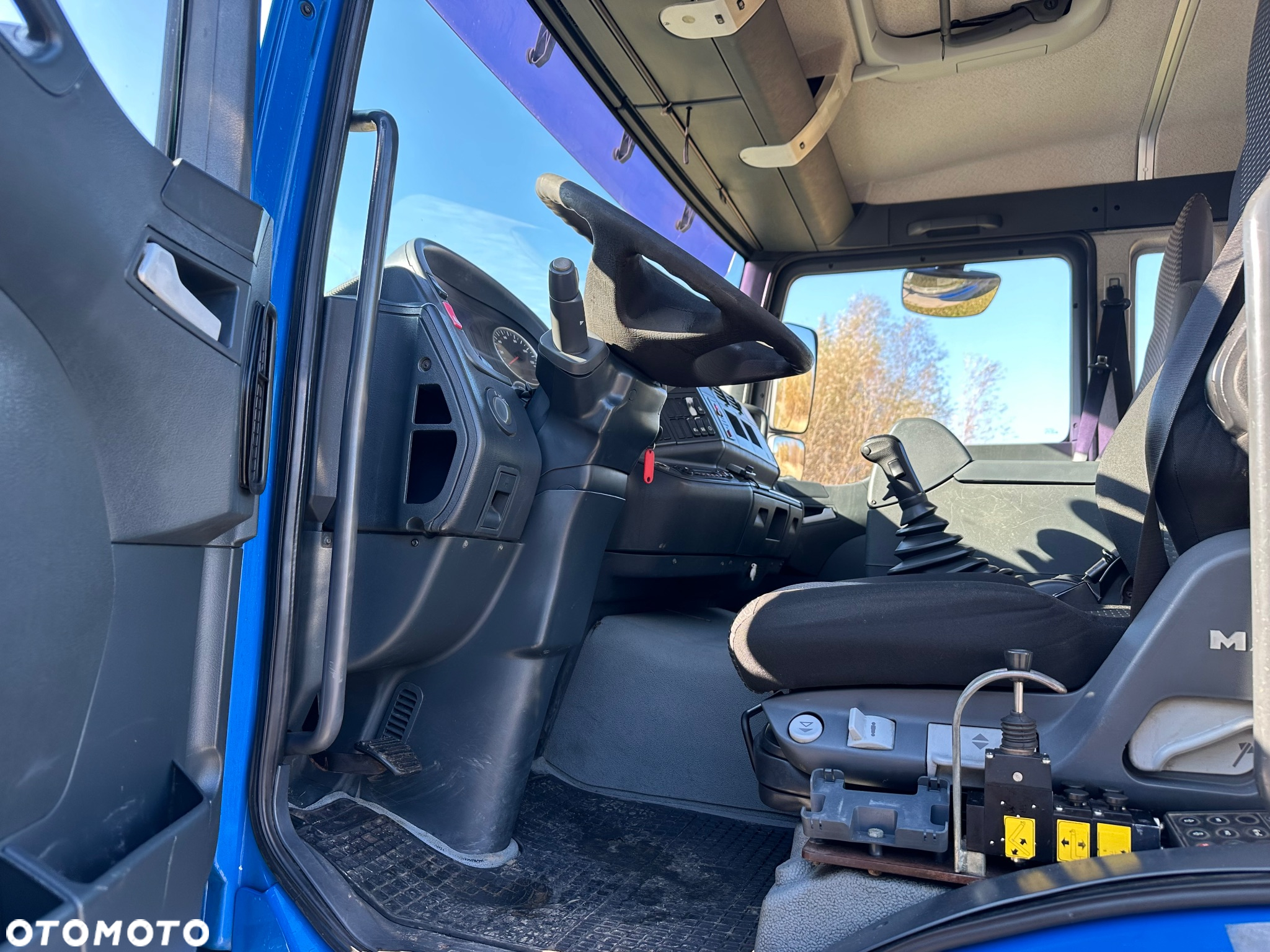 MAN 18.350  HAKOWIEC. HYVA 16T - 12