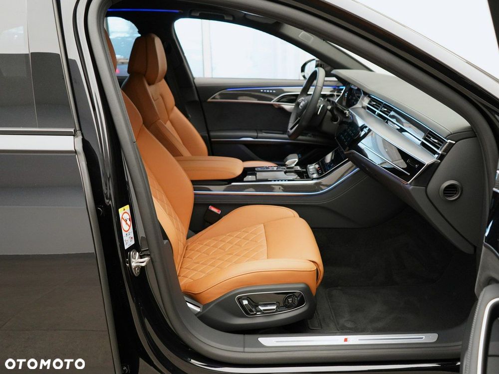 Audi A8 - 16