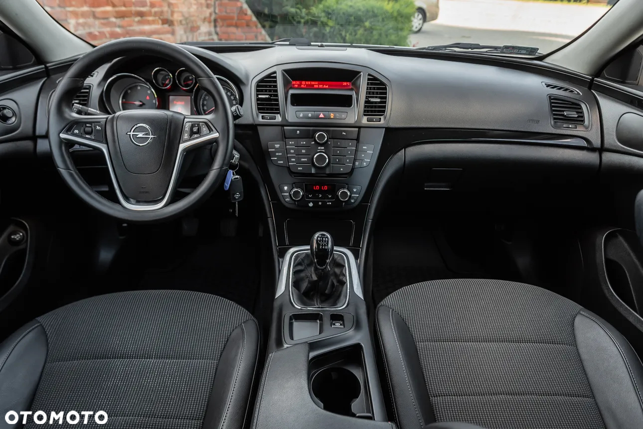 Opel Insignia 2.0 CDTI Design Edition - 25