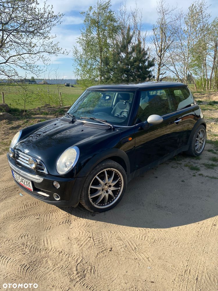 MINI Cooper Standard - 1