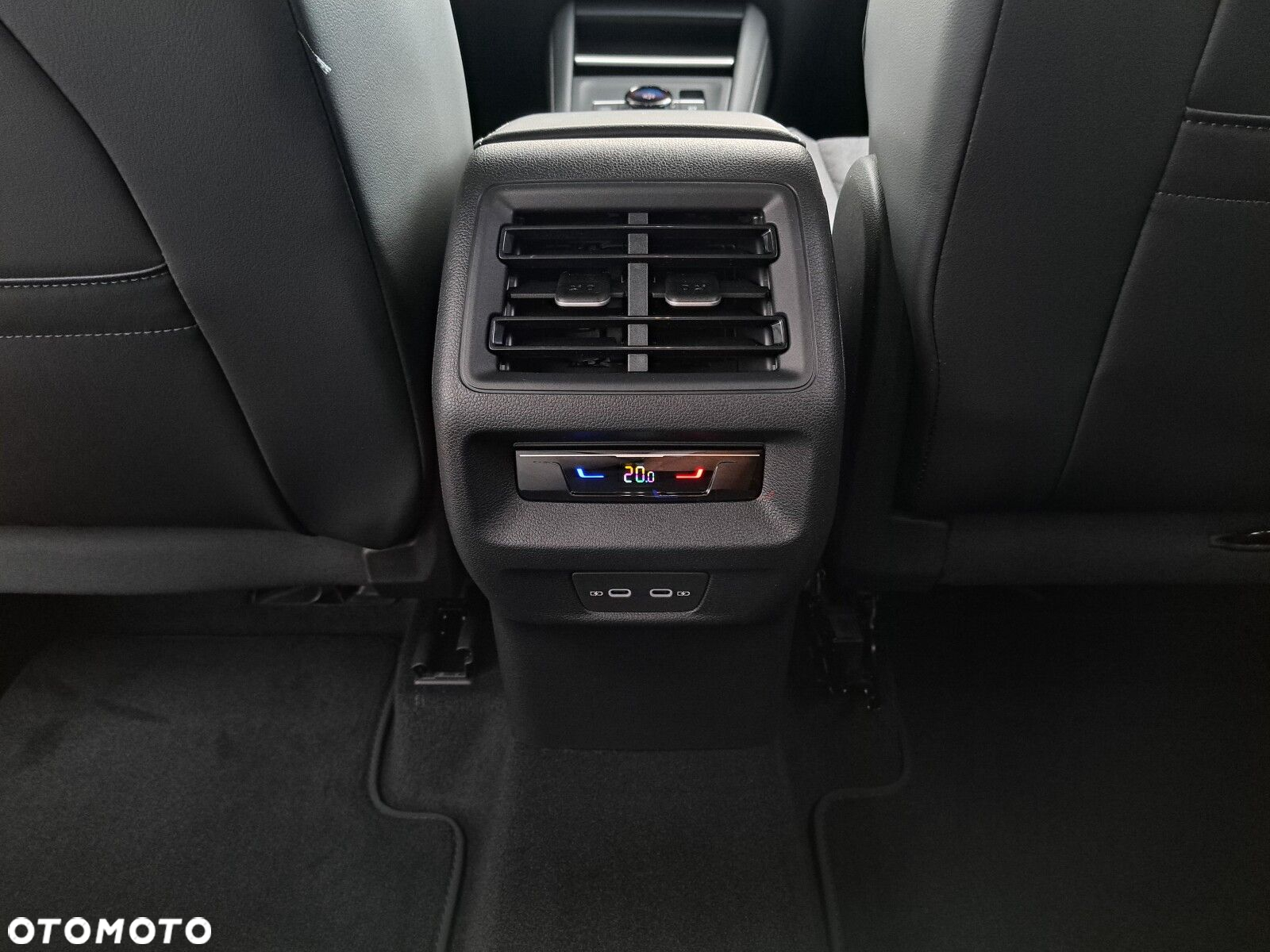Volkswagen Tayron 2.0 TSI Life Plus DSG - 35