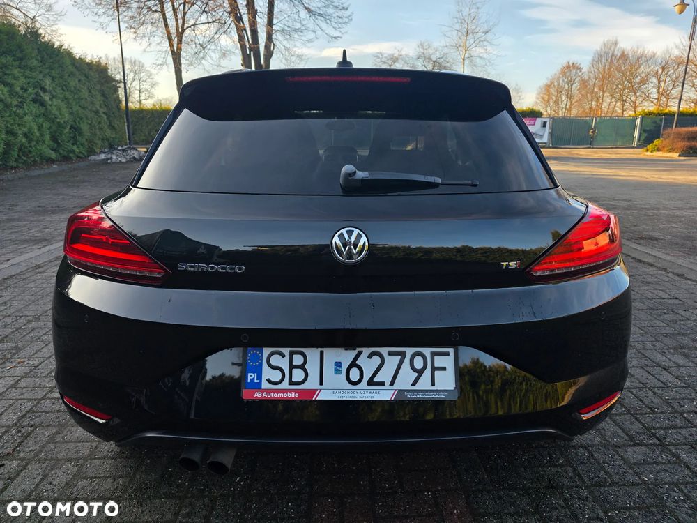 Volkswagen Scirocco 1.4 TSI BlueMotion Technology Club - 4