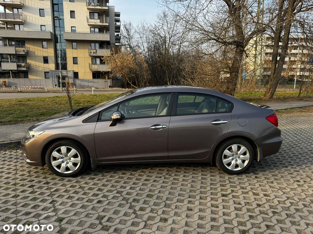 Honda Civic 1.8 Executive - 4