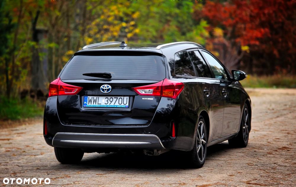 Toyota Auris 1.8 HSD Luna - 6