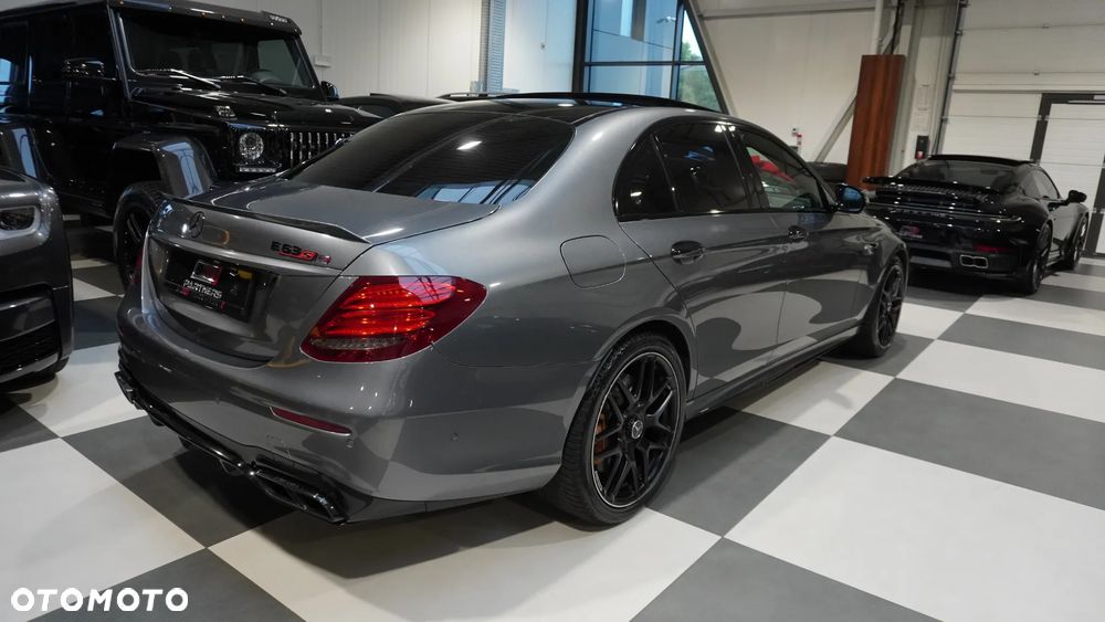 Mercedes-Benz Klasa E - 3