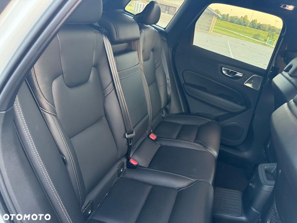 Volvo XC 60 - 26