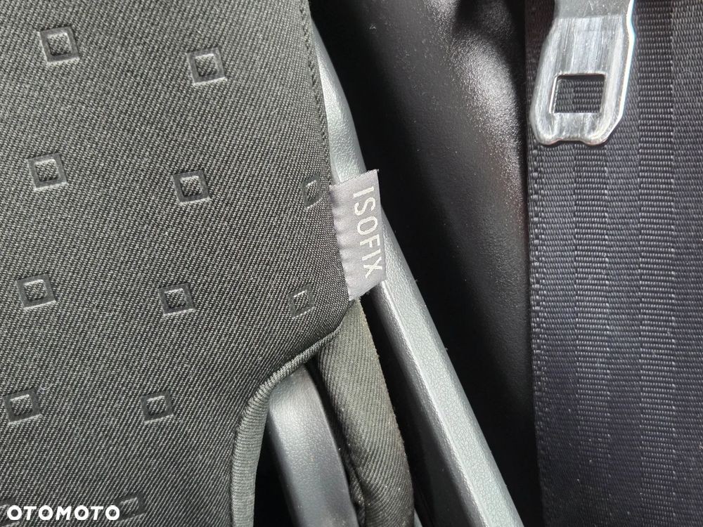 Toyota Yaris 1.3 Terra - 16