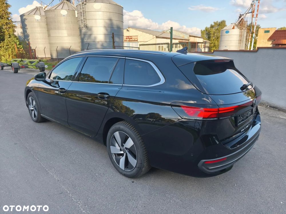 Volkswagen Passat 2.0 TDI SCR Business DSG - 8