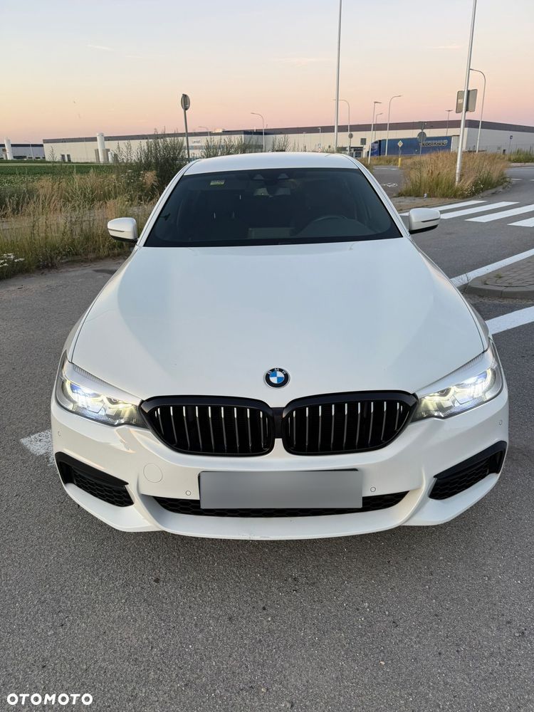 BMW Seria 5 520d xDrive - 6