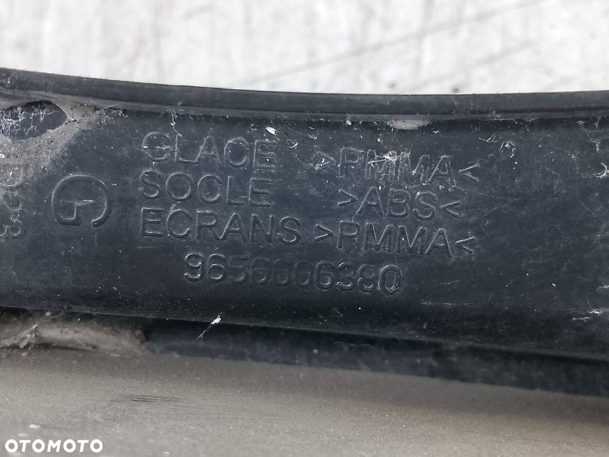 LAMPA TYLNA LEWA PEUGEOT 407 9656606380 SEDAN - 3