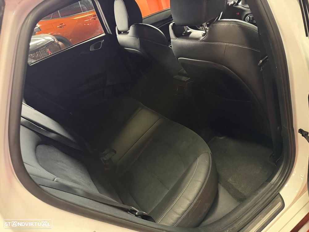 Kia ProCeed 1.0 T-GDI GT Line - 8