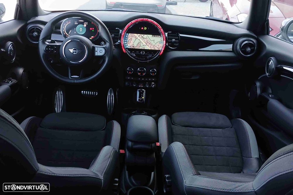 MINI 3 Portas John Cooper Works - 13