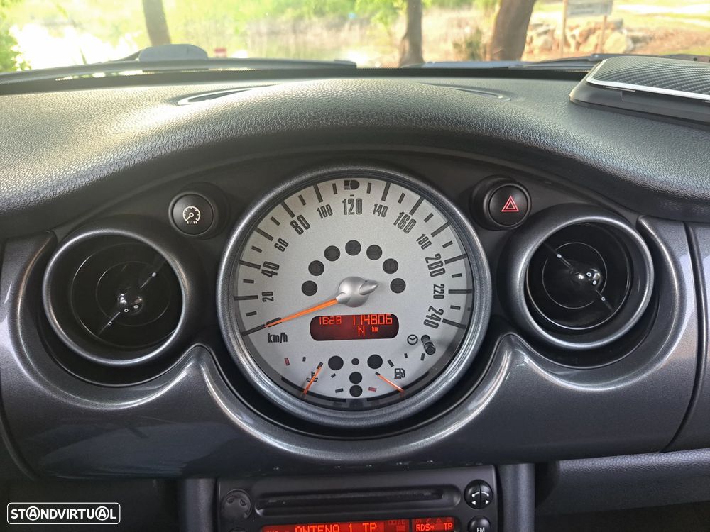 MINI 3 Portas Cooper Aut. - 17