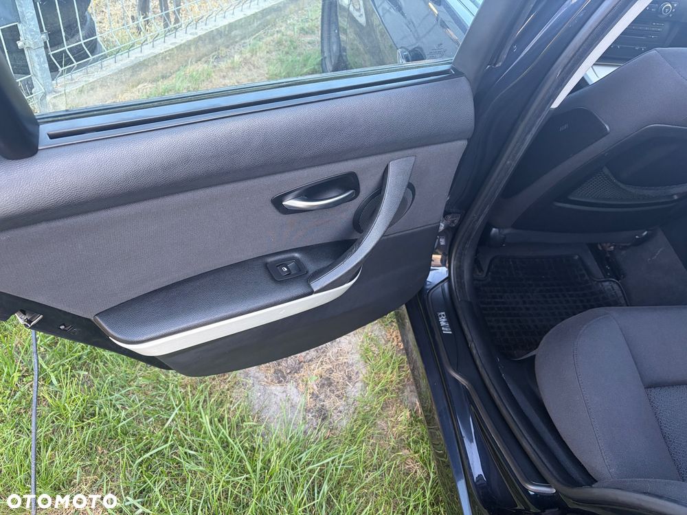 BMW Seria 3 - 11