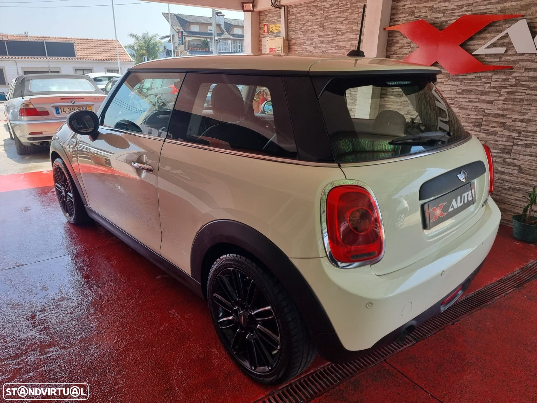 MINI 3 Portas One D - 6
