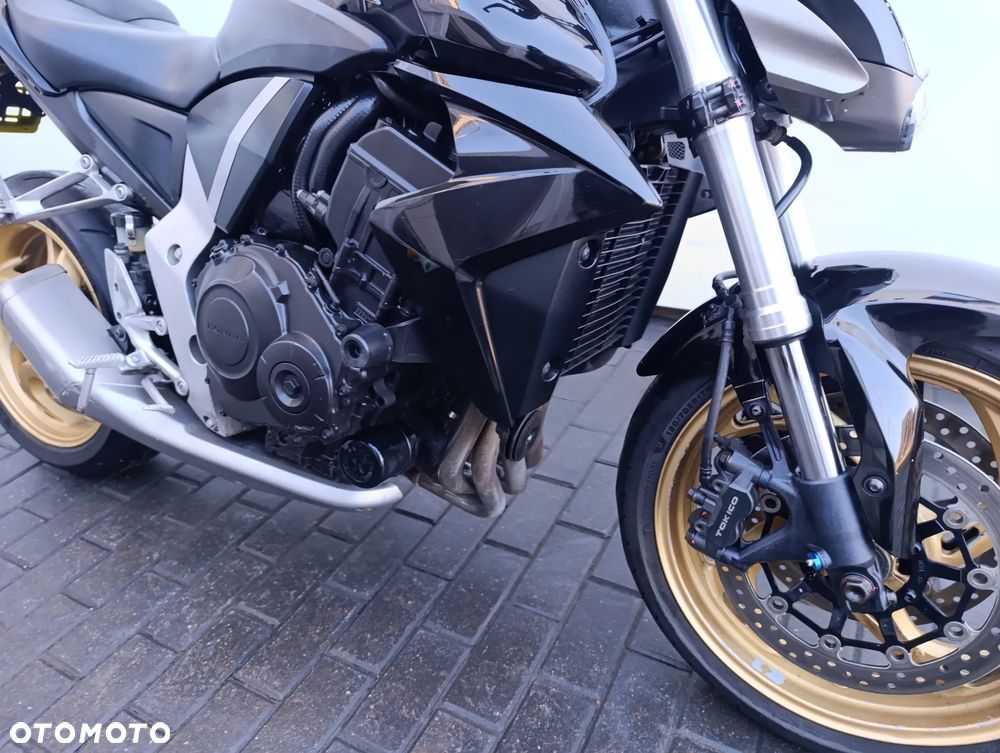 Honda CB - 24