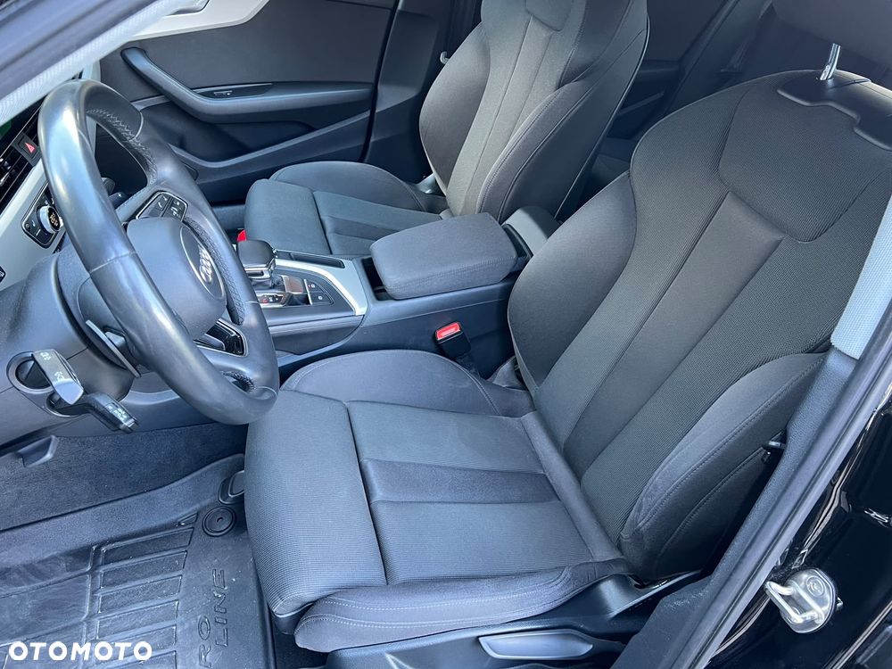 Audi A4 Limousine - 31