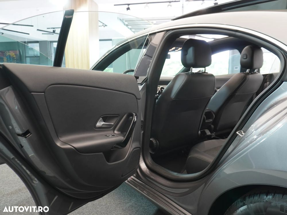 Mercedes-Benz CLA 180 d 7G-DCT - 18