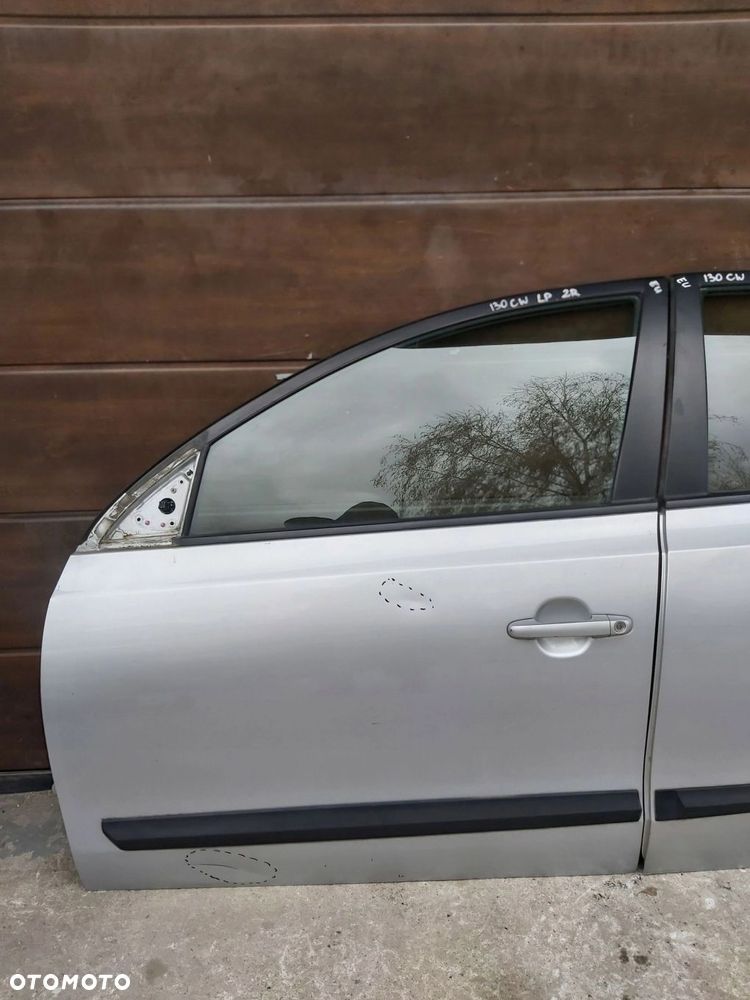 HYUNDAI i30 I Kombi drzwi lewy przód kompletne 2R - 1