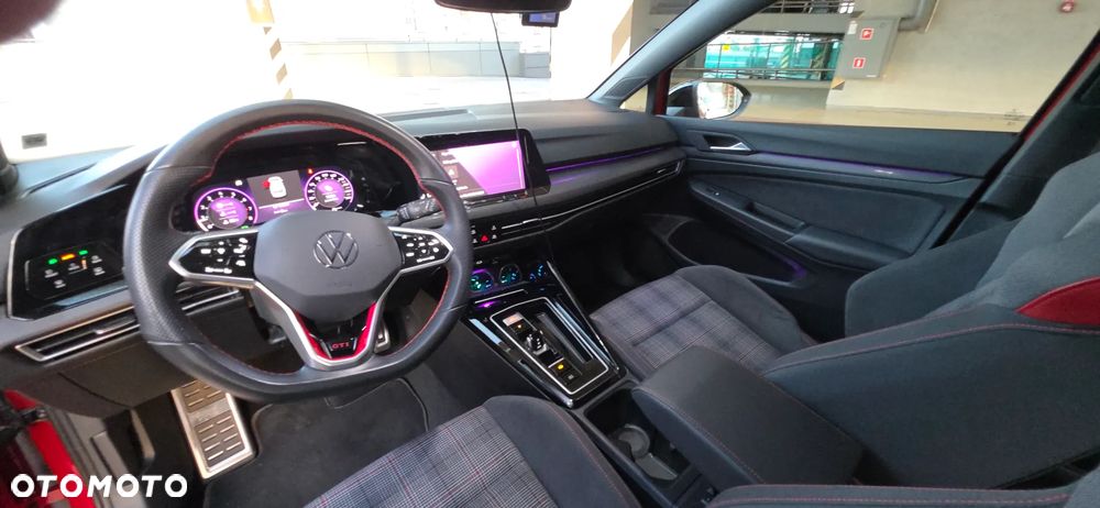 Volkswagen Golf - 23