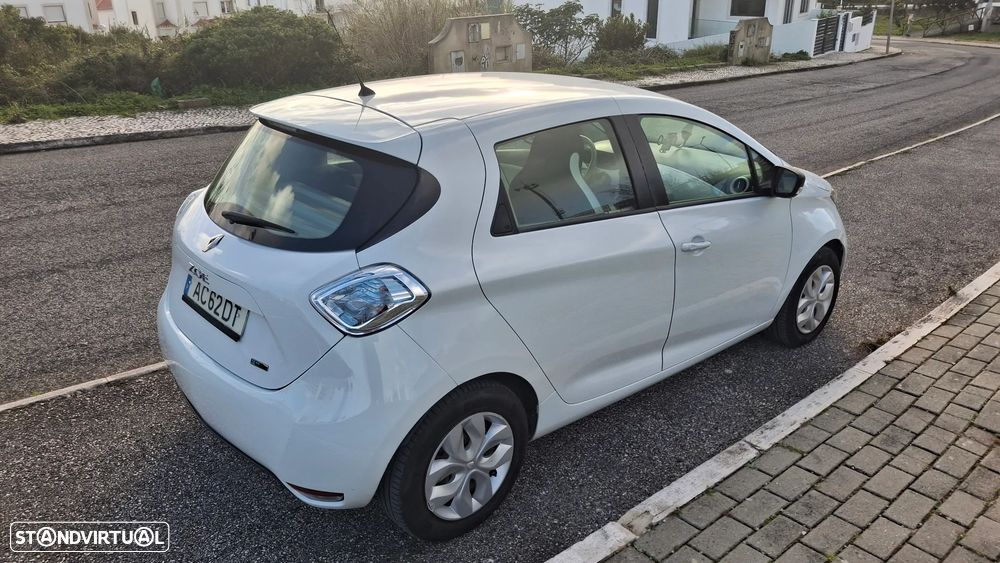 Renault Zoe (s/ Bateria) Limited 40 Flex Carga Rápida - 3