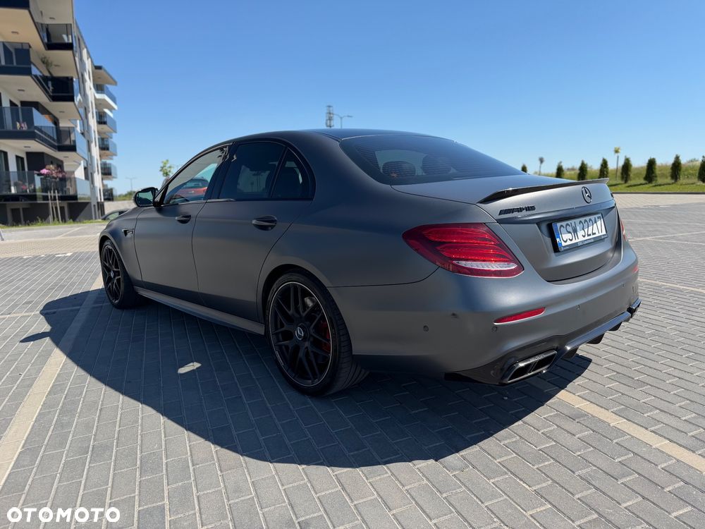 Mercedes-Benz Klasa E AMG 63 S 4Matic+ AMG Speedshift MCT-9G - 2