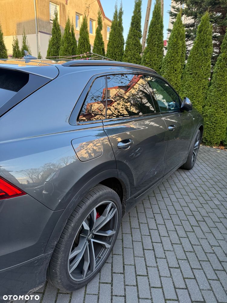 Audi Q8 - 6