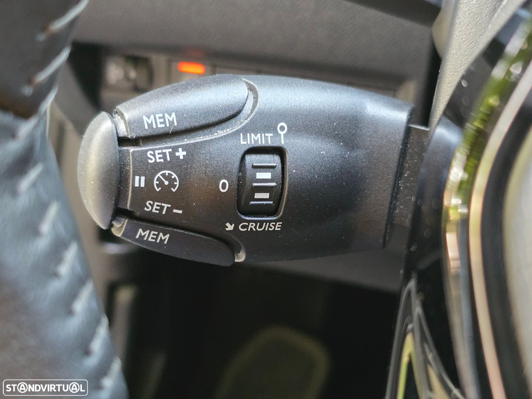 Peugeot e-2008 50 kWh Allure - 21